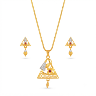 Triangular design pendant set